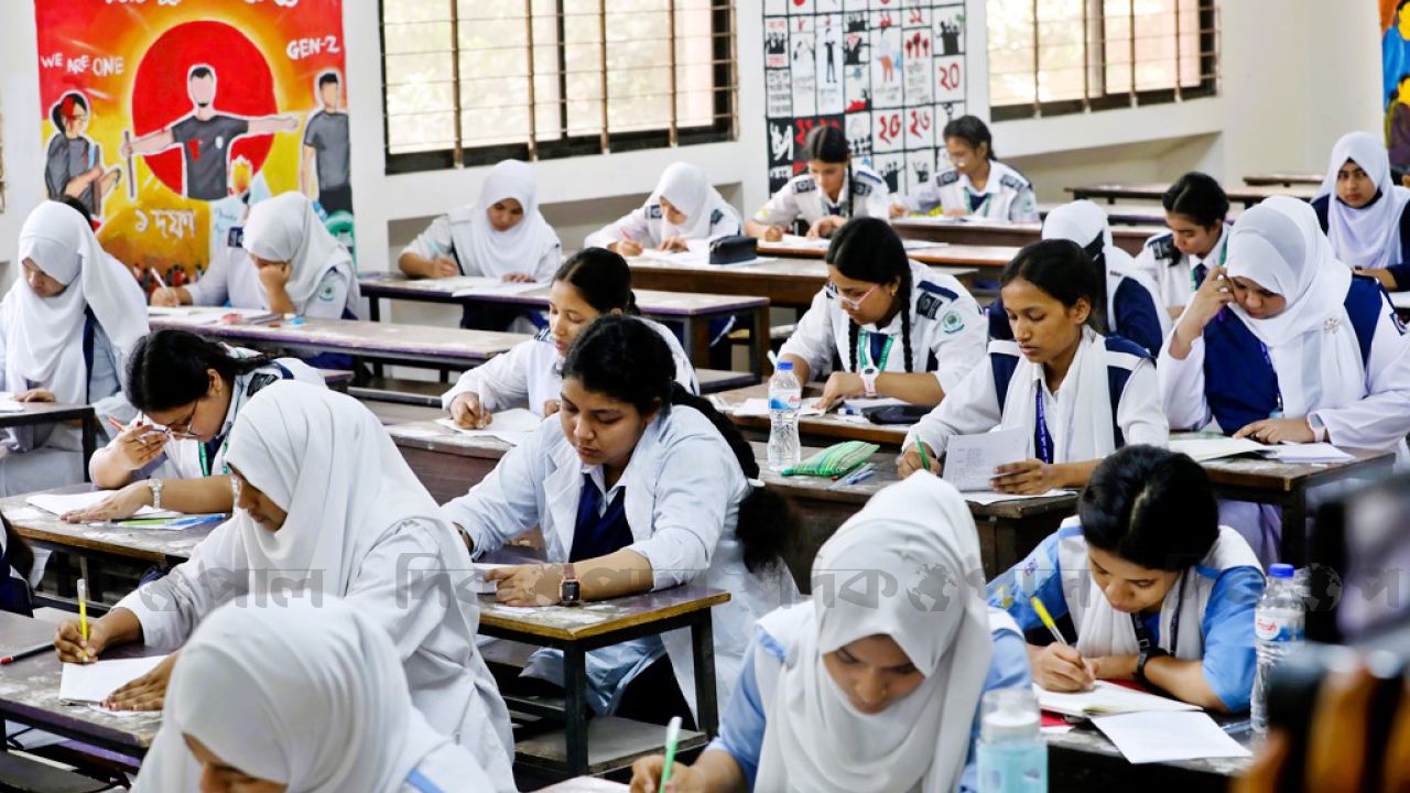 এসএসসির দ্বিতীয় দিনে পরীক্ষায় অনুপস্থিত ২৭ হাজার পরীক্ষার্থী