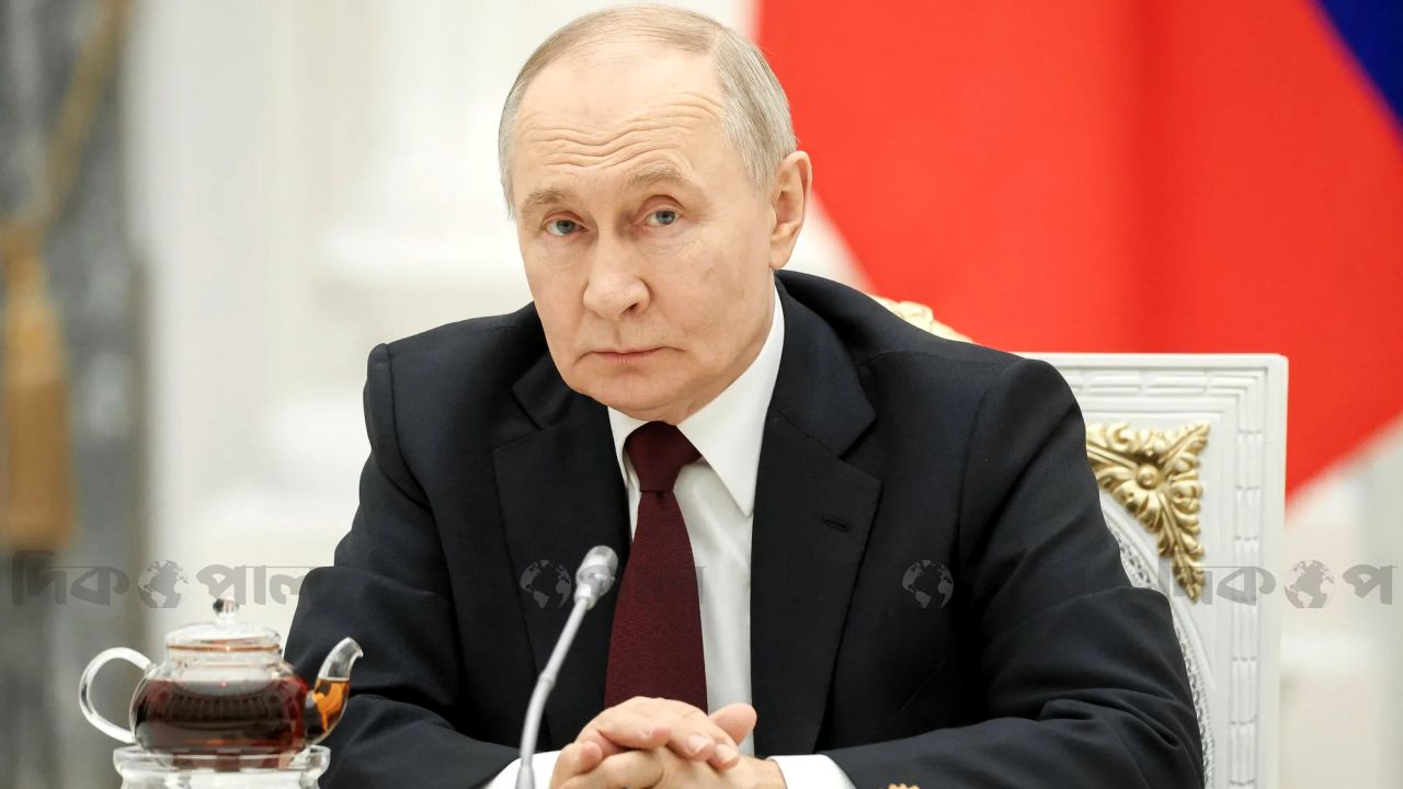 ইরানিদের সাহসিকতার প্রশংসা পুতিনের কণ্ঠে: ‘সার্বভৌমত্ব রক্ষায় তেহরানের পাশে থাকবে মস্কো