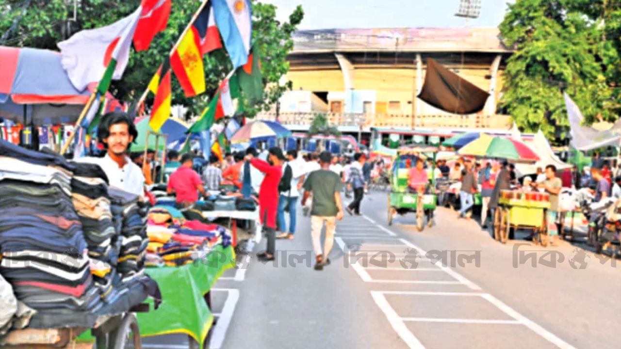 মাসে ১০০ টাকায় ফুটপাতের বৈধ ব্যবসা, রাজধানীতে হকারদের জন্য আসছে স্মার্টকার্ড ব্যবস্থা