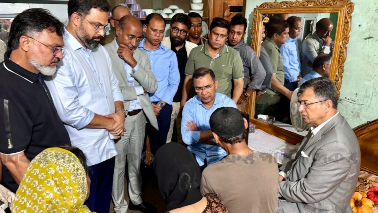 শিশু রামিসার বড় বোনের দায়িত্ব নিলেন প্রধানমন্ত্রী